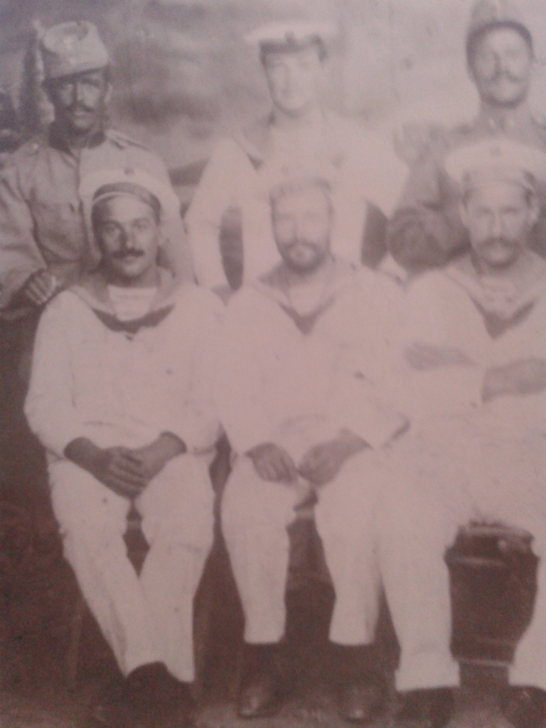 nonno-nicolo-giraldi-primo-in-alto-da-sinistra