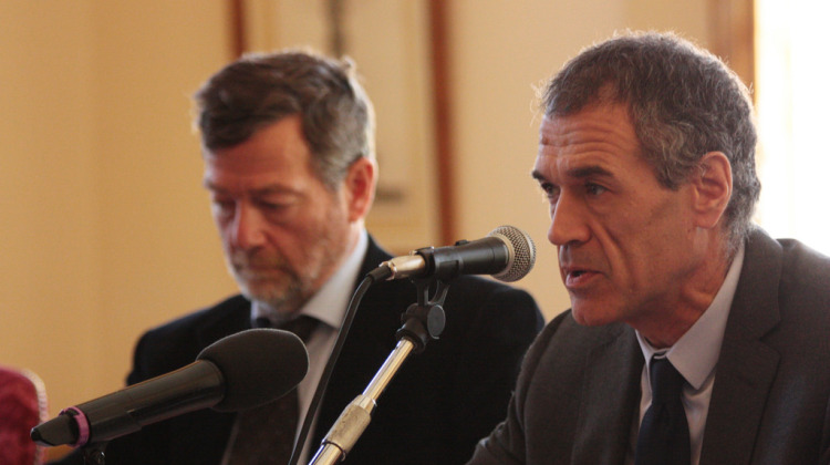 12366312824_0051f8bb5f_b