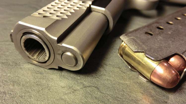 revoca-porto-darmi-in-caso-di-denuncia-penale-2