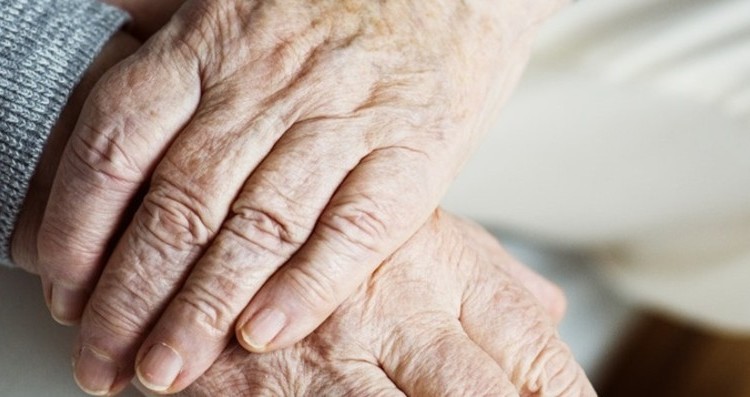 sostegno-per-anziani-fragili-e-disabiliecco-i-voucher-al-via-le-domande_90566c4a-1035-11e9-baaf-0d312fbb61e4_998_397_original