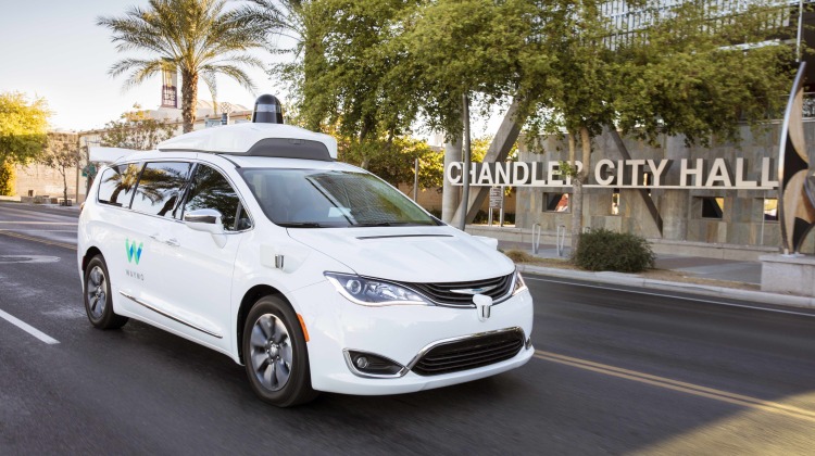 waymo_minivan_7