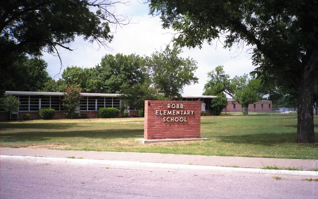La Robb Elementary School di Uvalde in Texas (Fonte: Don Holloway/Flickr)