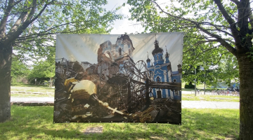 Distrutta la Santa Vergine UOC di Santa Laura nel villaggio abbandonato di Bogorodske in Ucraina, il 3 marzo 2023. Di Mykhaylo Palinchak