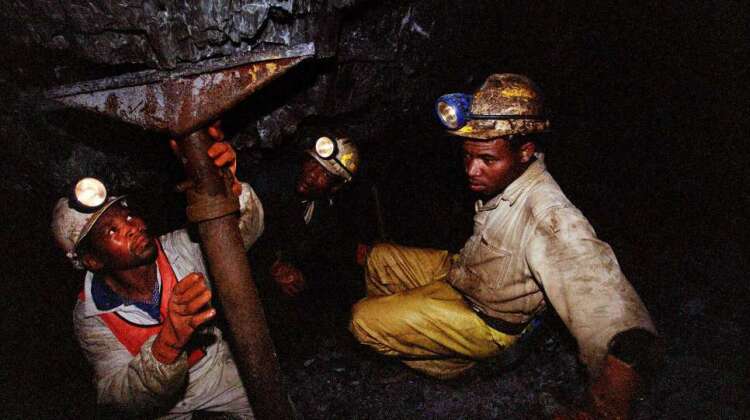 Minatori a Stilfontein - Fonte: www.africarivista.it