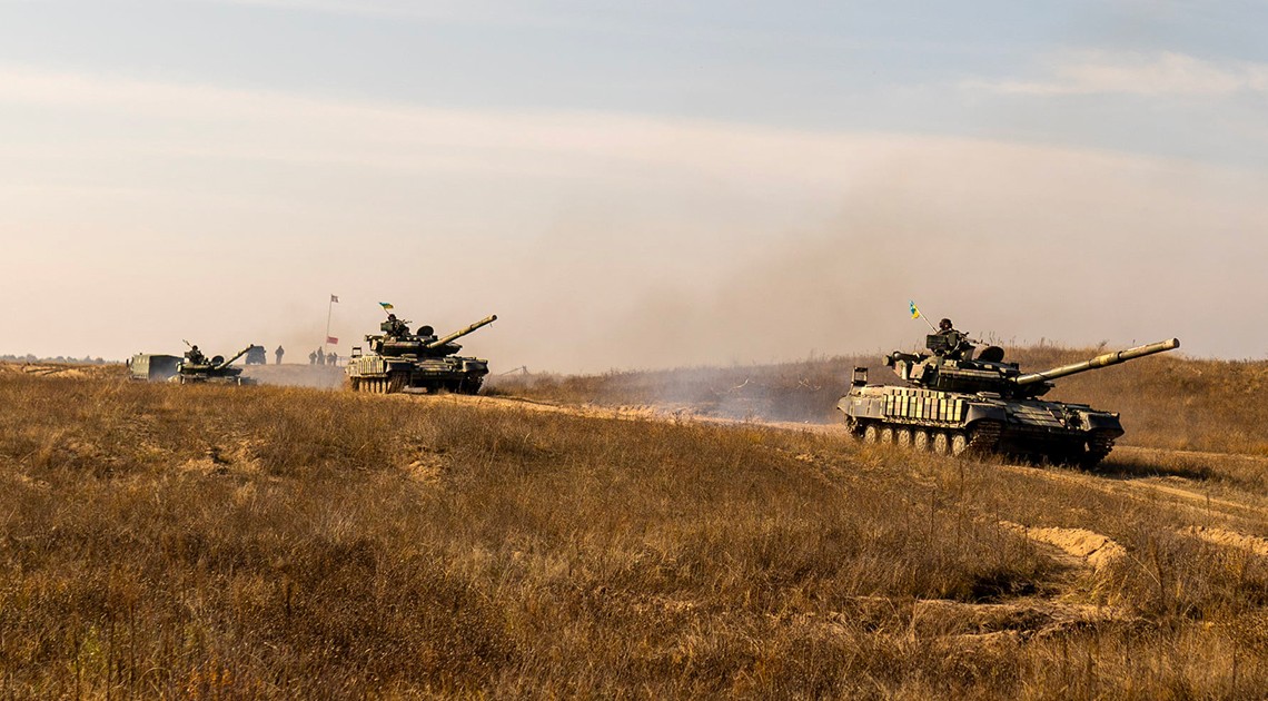 ucraina-carri-armati-al-confine-russo
